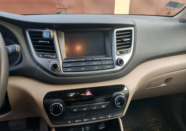 Hyundai Tucson cena 74900 przebieg: 125000, rok produkcji 2018 z Sosnowiec małe 46